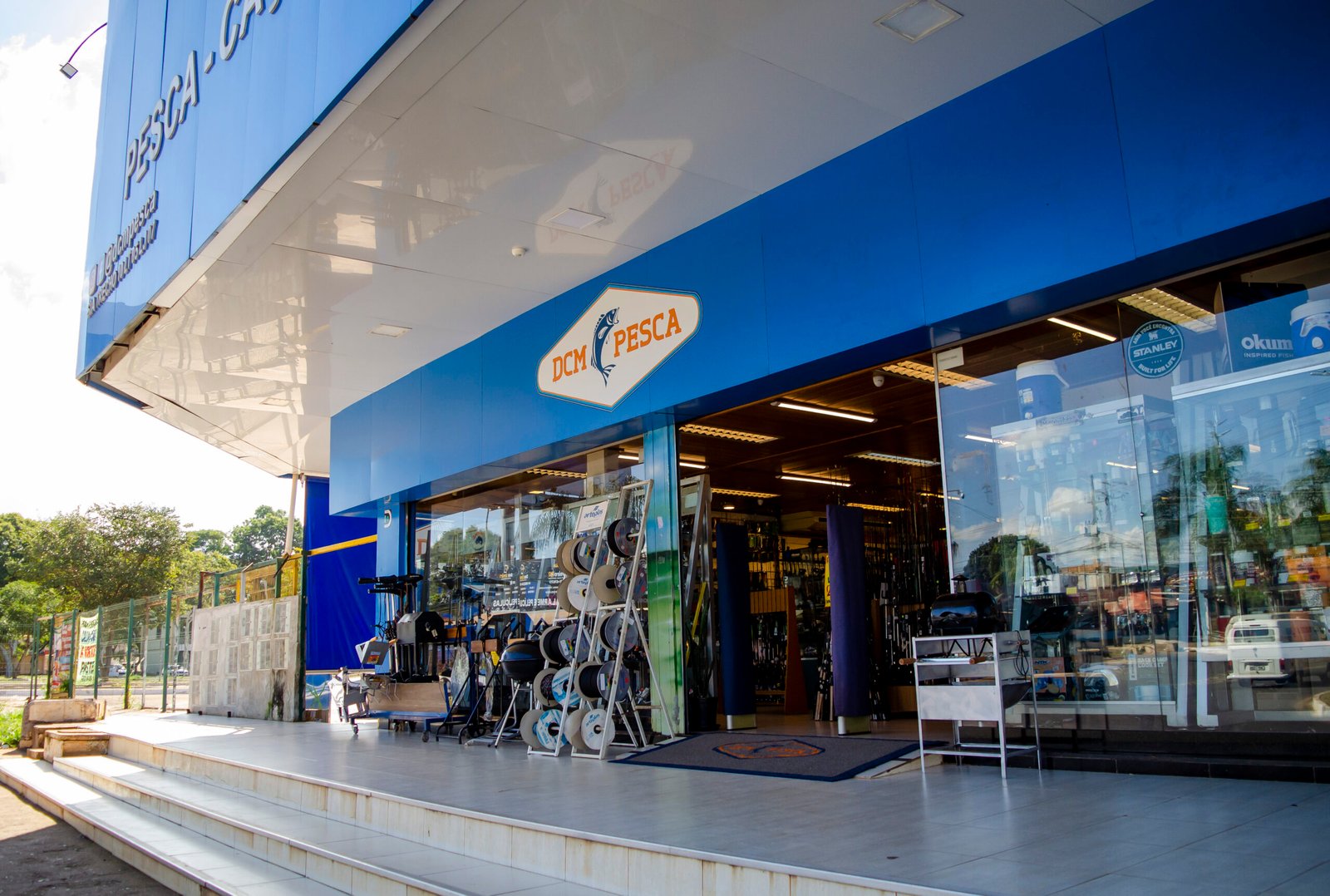 Fachada da DCM Pesca utilizada no site